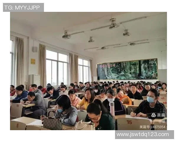 陈静回顾足球生涯的辉煌与挑战分享个人成长与未来展望